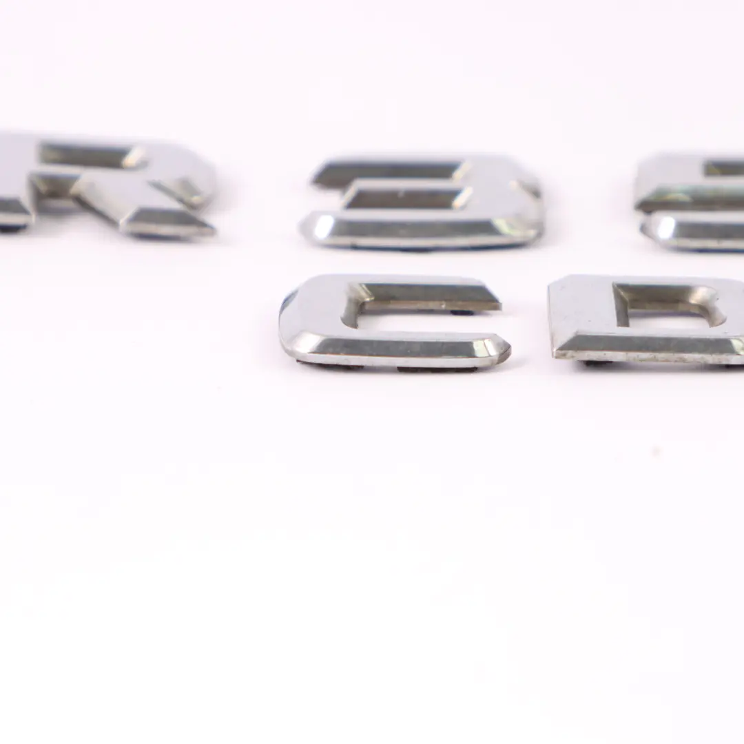 Mercedes W251 Kofferraum Emblem hinten aufgeklebt Plakette R350 CDI - SKU A2518170215 - Teilenummer A2518170215