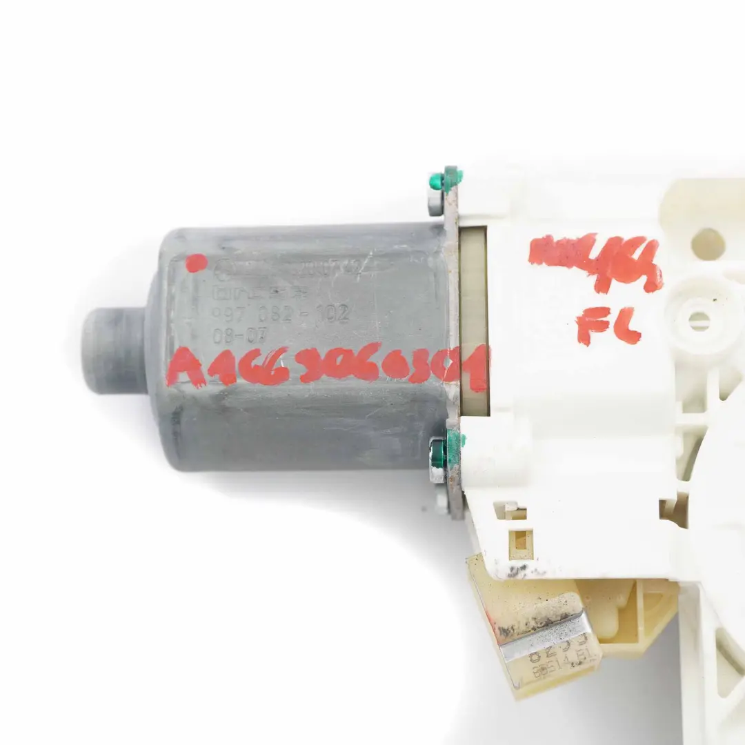 elevalunas delantero izquierdo Unidad de accionamiento para Mercedes ML W164 Motor con número de pieza A2518200742 Mercedes ML W164 Motor elevalunas delantero izquierdo Unidad de accionamiento - SKU A2518200742 - Número de pieza A2518200742