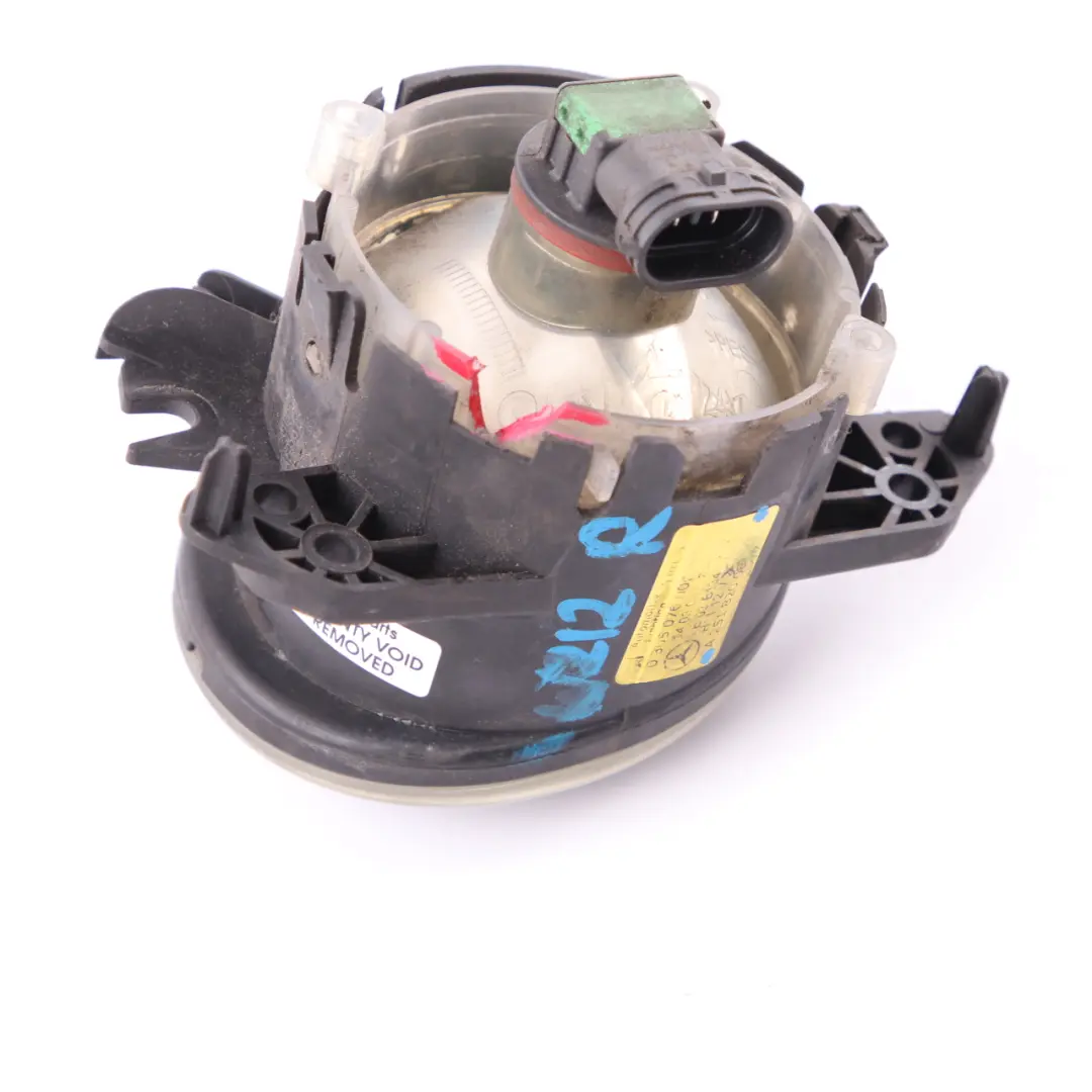Mercedes W169 Parachoques Delantero Luz Antiniebla Bombilla Derecha - SKU A2518200856-1 - Número de pieza A2518200856