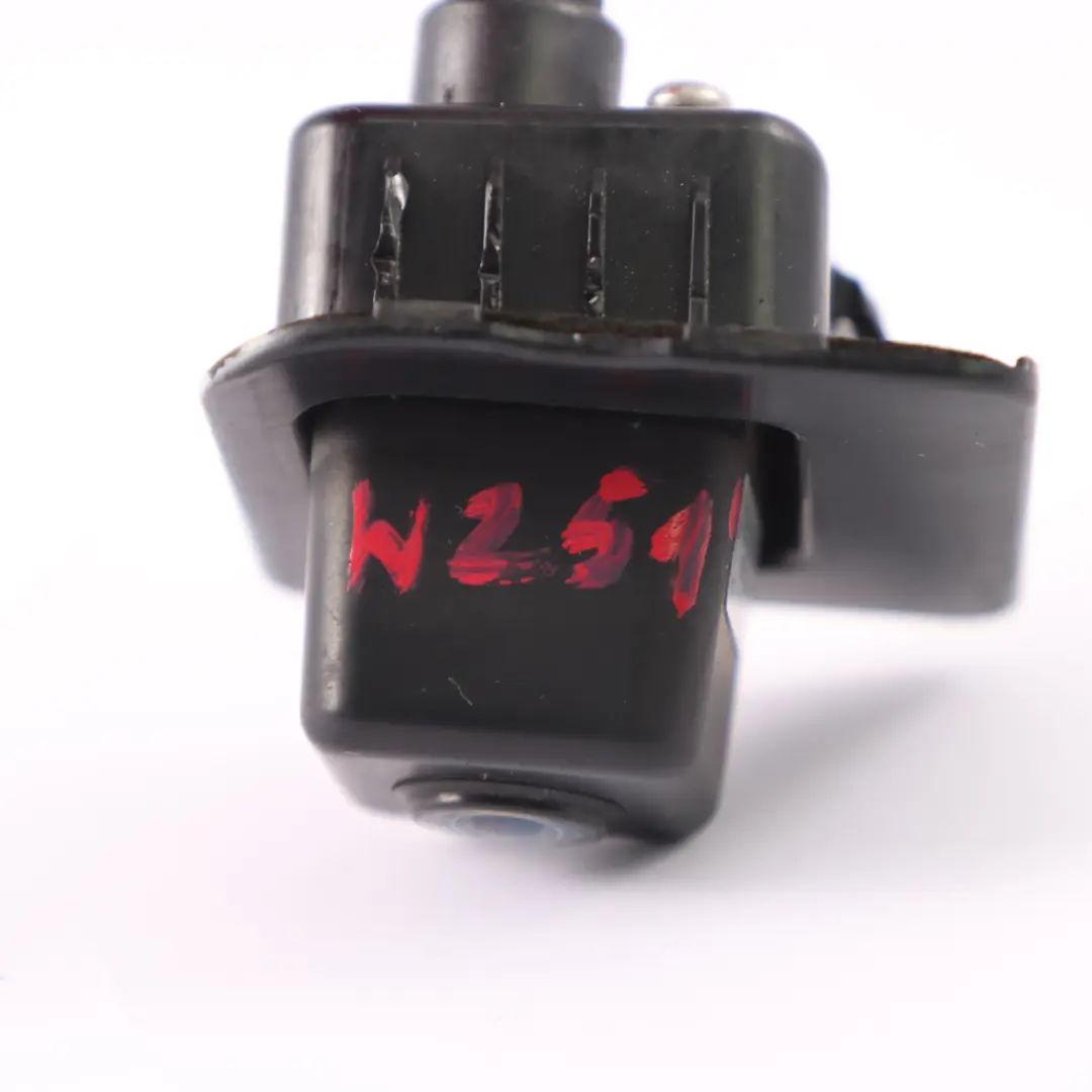 Caméra de recul Mercedes W251 Couvercle de coffre Hayon pour à propos du numéro de pièce A2518200897 Caméra de recul Mercedes W251 Couvercle de coffre Hayon - SKU A2518200897 - Numéro de pièce A2518200897