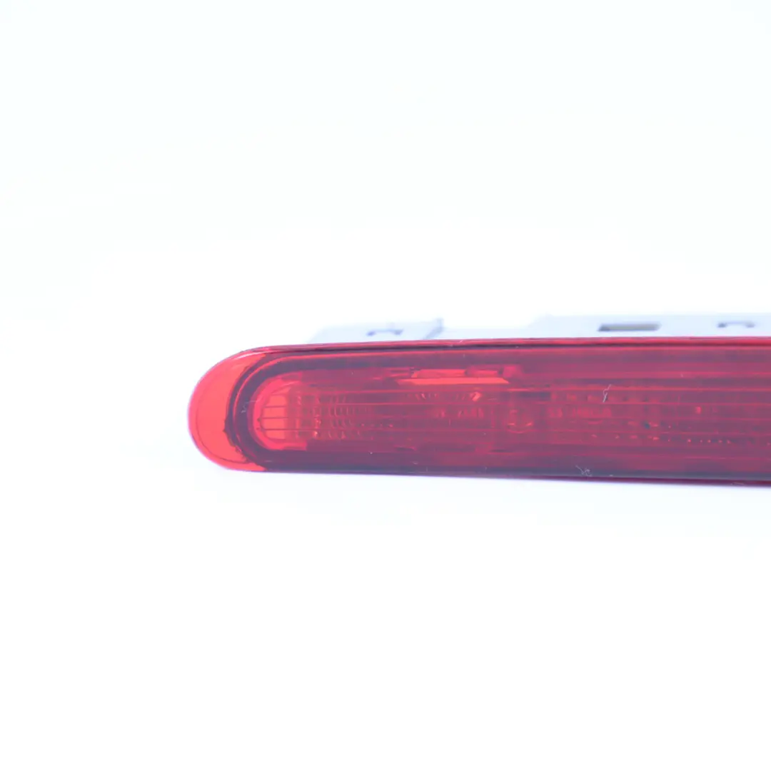  Luz de Freno Mercedes W251 W164 Tercera Luz de Freno Trasera Central - SKU A2518201156 - Número de pieza A2518201156