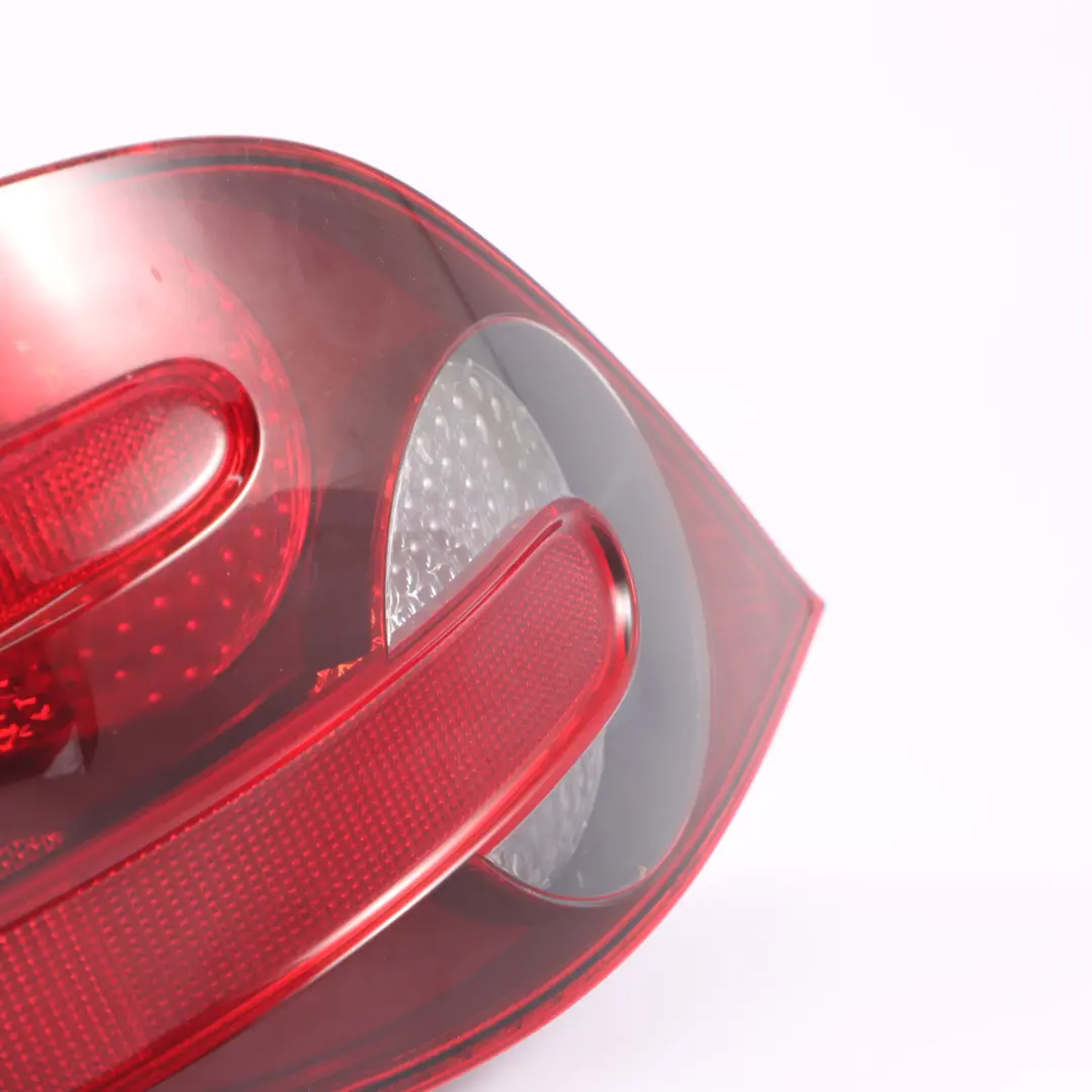 Luz Trasera Izquierda Panel lateral de luces traseras para Mercedes W251 con número de pieza A2518201764 Mercedes W251 Luz Trasera Izquierda Panel lateral de luces traseras - SKU A2518201764 - Número de pieza A2518201764