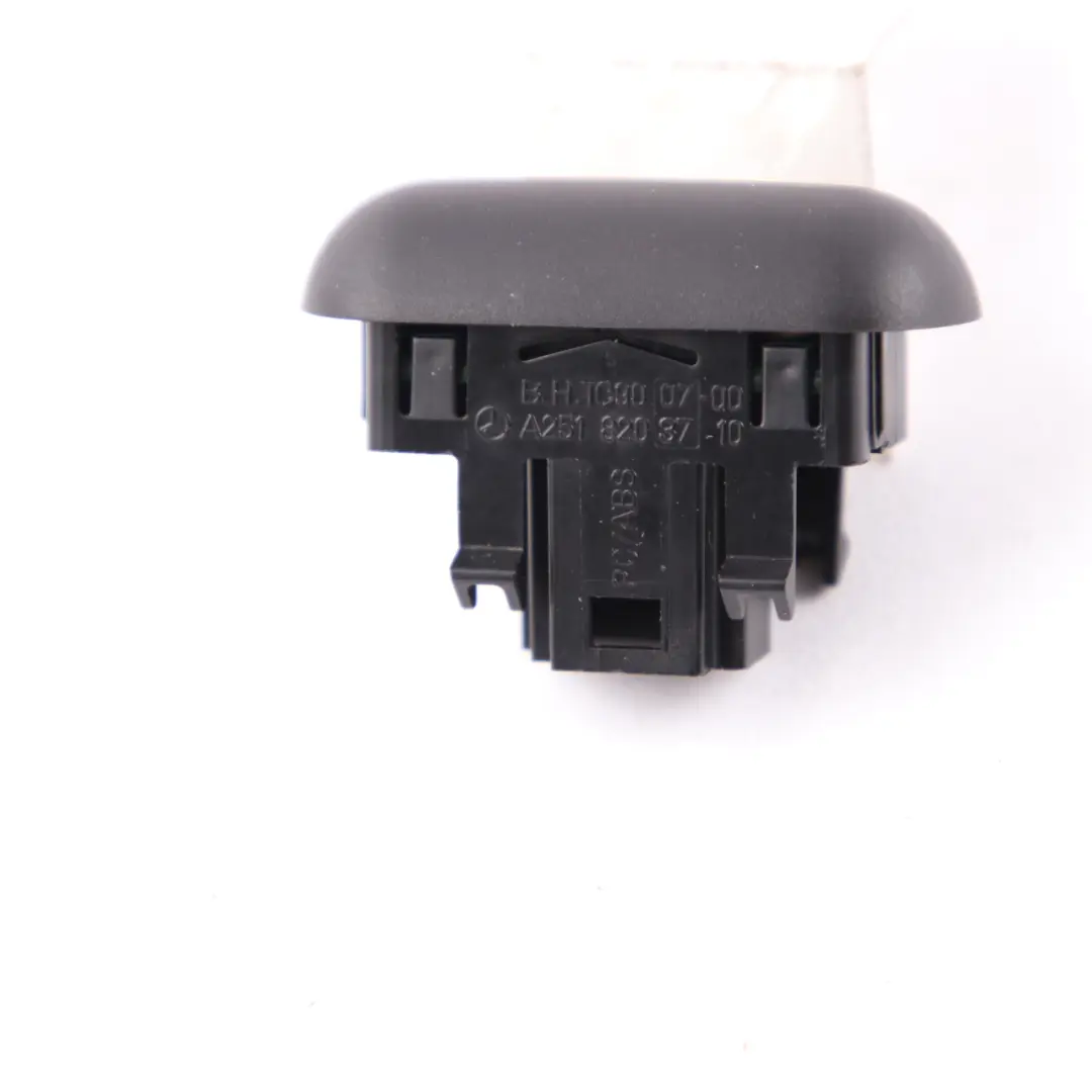 Sun Sensor Sunlight Sensor Front Light Lamp to Mercedes ML W164 with Part number A2518203710 Mercedes ML W164 Sun Sensor Sunlight Sensor Front Light Lamp - SKU A2518203710 - Part number A2518203710