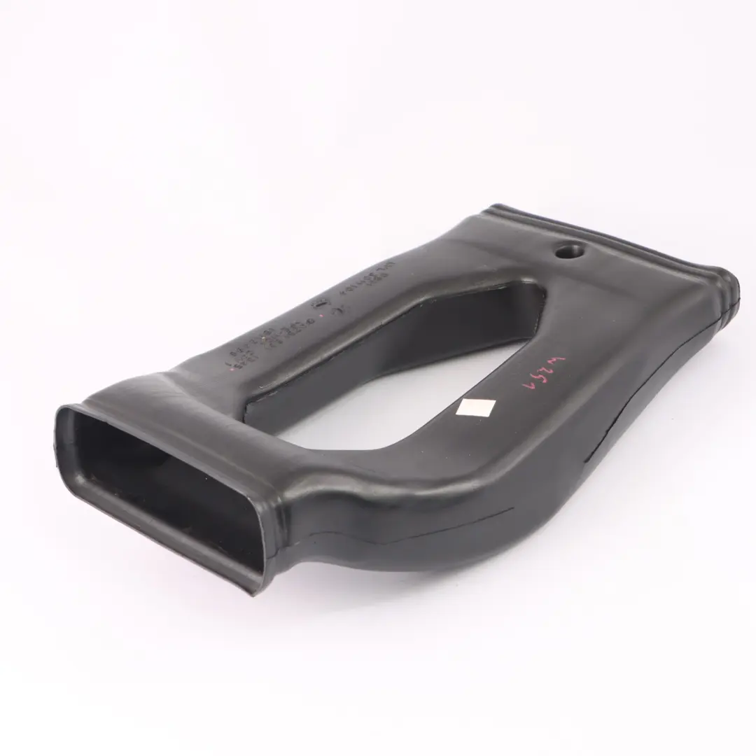Canal de canalisation d'air Cabine Tube central avant pour Mercedes W251 à propos du numéro de pièce A2518311345 Mercedes W251 Canal de canalisation d'air Cabine Tube central avant - SKU A2518311345 - Numéro de pièce A2518311345