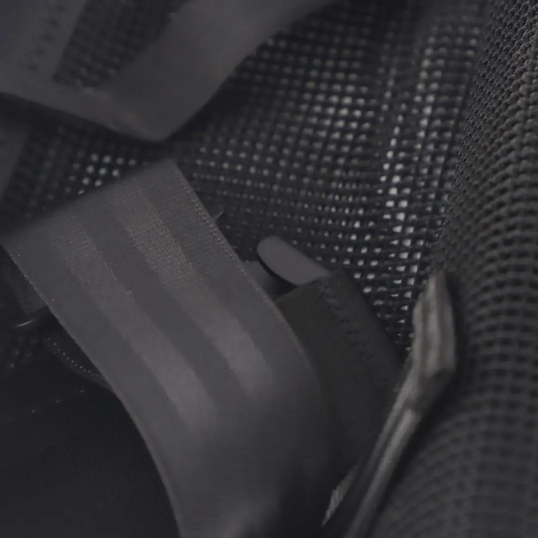 Rete per bagagliaio Mercedes W251 Rete di fissaggio del vano carico per con numero di parte A2518600074 Rete per bagagliaio Mercedes W251 Rete di fissaggio del vano carico - SKU A2518600074 - Numero di parte A2518600074