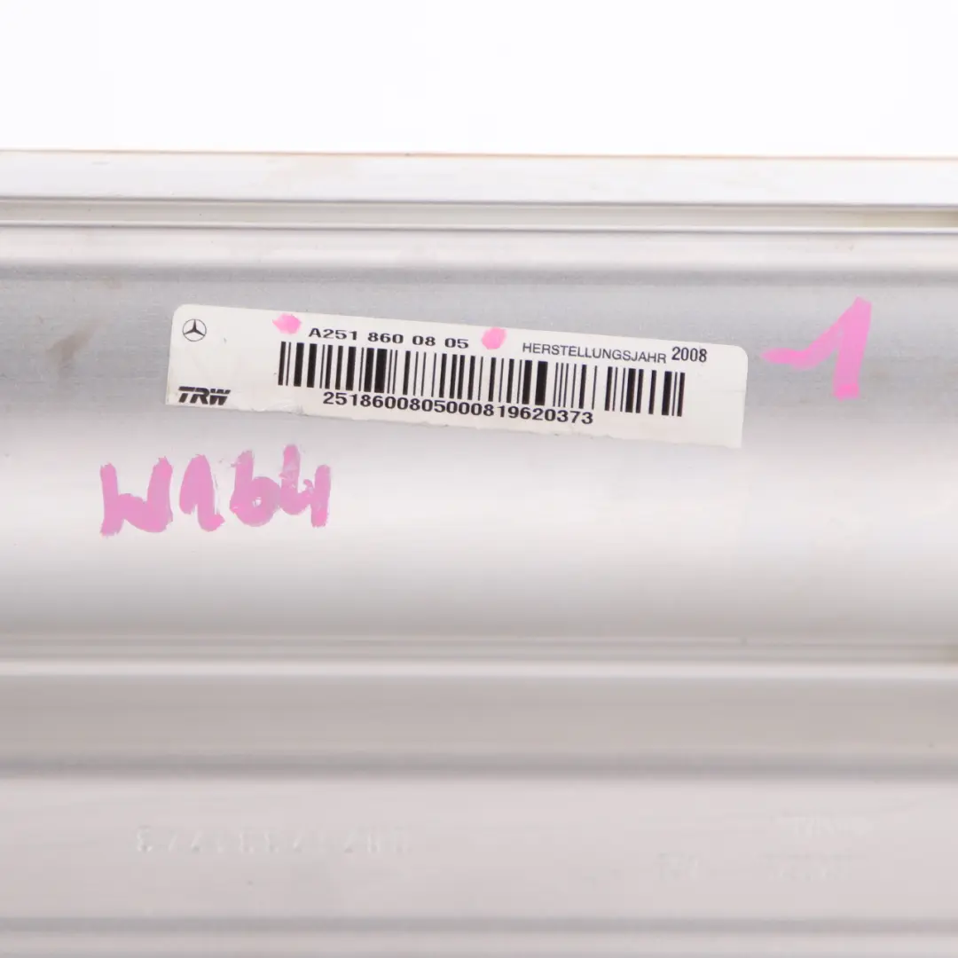 Airbag lato passeggero Airbag cruscotto anteriore per Mercedes ML W164 con numero di parte A2518600805 Mercedes ML W164 Airbag lato passeggero Airbag cruscotto anteriore - SKU A2518600805-1 - Numero di parte A2518600805