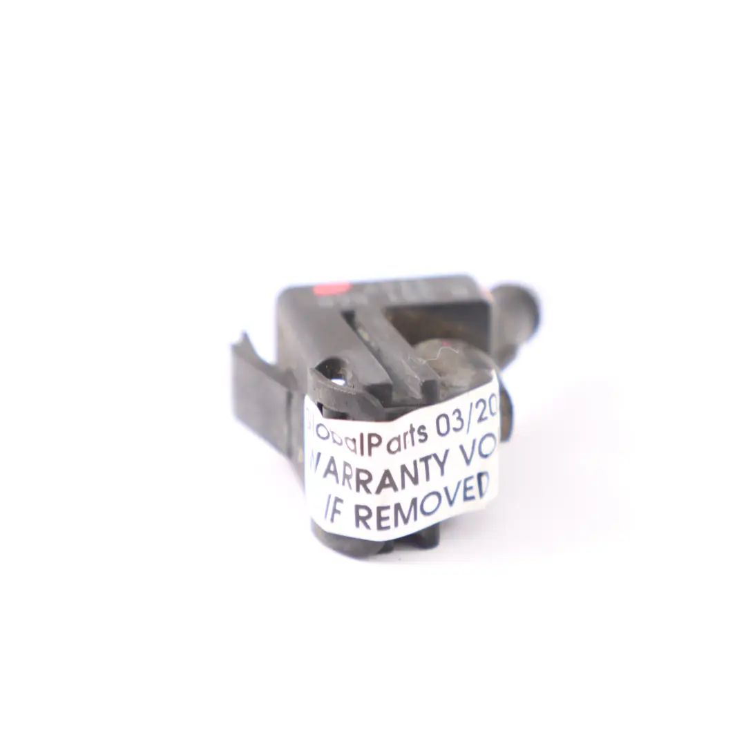 Washer Nozzle Mercedes W251 Windshield Washer Spray Central Nozzle to with Part number A2518601147 Washer Nozzle Mercedes W251 Windshield Washer Spray Central Nozzle - SKU A2518601147 - Part number A2518601147