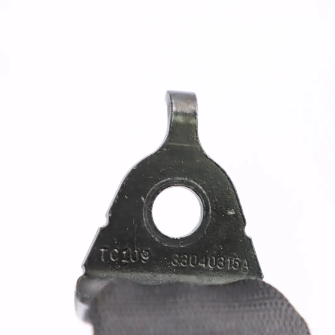 Zapinka Klamra Pasa Bezpieczeństwa Środkowa do Mercedes W251 o numerze A2518602469 Mercedes W251 Zapinka Klamra Pasa Bezpieczeństwa Środkowa - SKU A2518602469 - Numer Części A2518602469