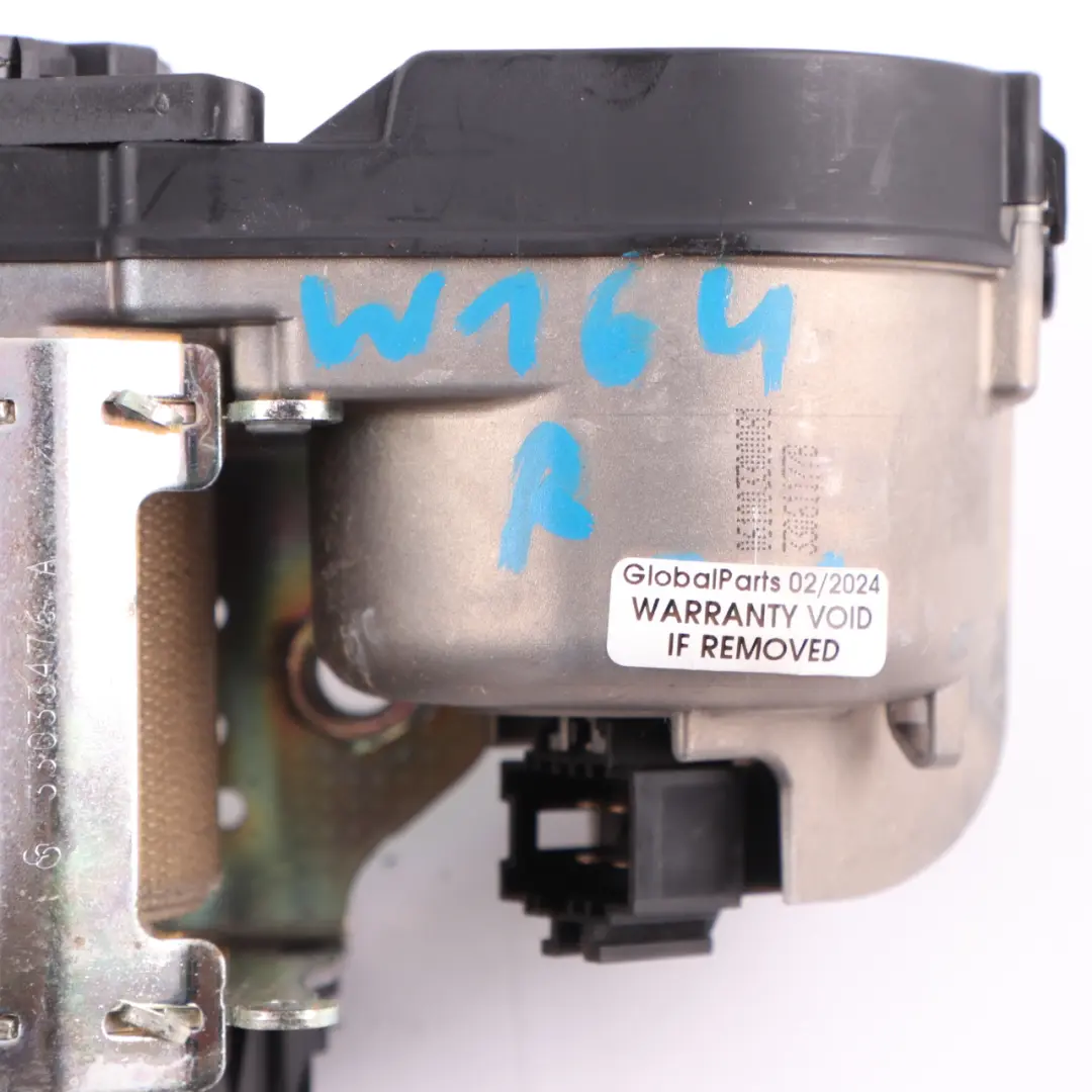 Safety Seat Belt Front Seat Right O/S Leather Brown to Mercedes W164 with Part number A2518604085 Mercedes W164 Safety Seat Belt Front Seat Right O/S Leather Brown - SKU A2518604085 - Part number A2518604085