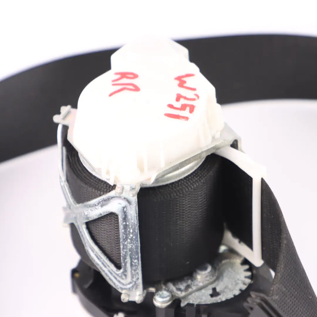 Sicherheitsgurt oben hinten rechts schwarz für Mercedes W251 mit Teilenummer A2518608085 Mercedes W251 Sicherheitsgurt oben hinten rechts schwarz - SKU A2518608085 - Teilenummer A2518608085