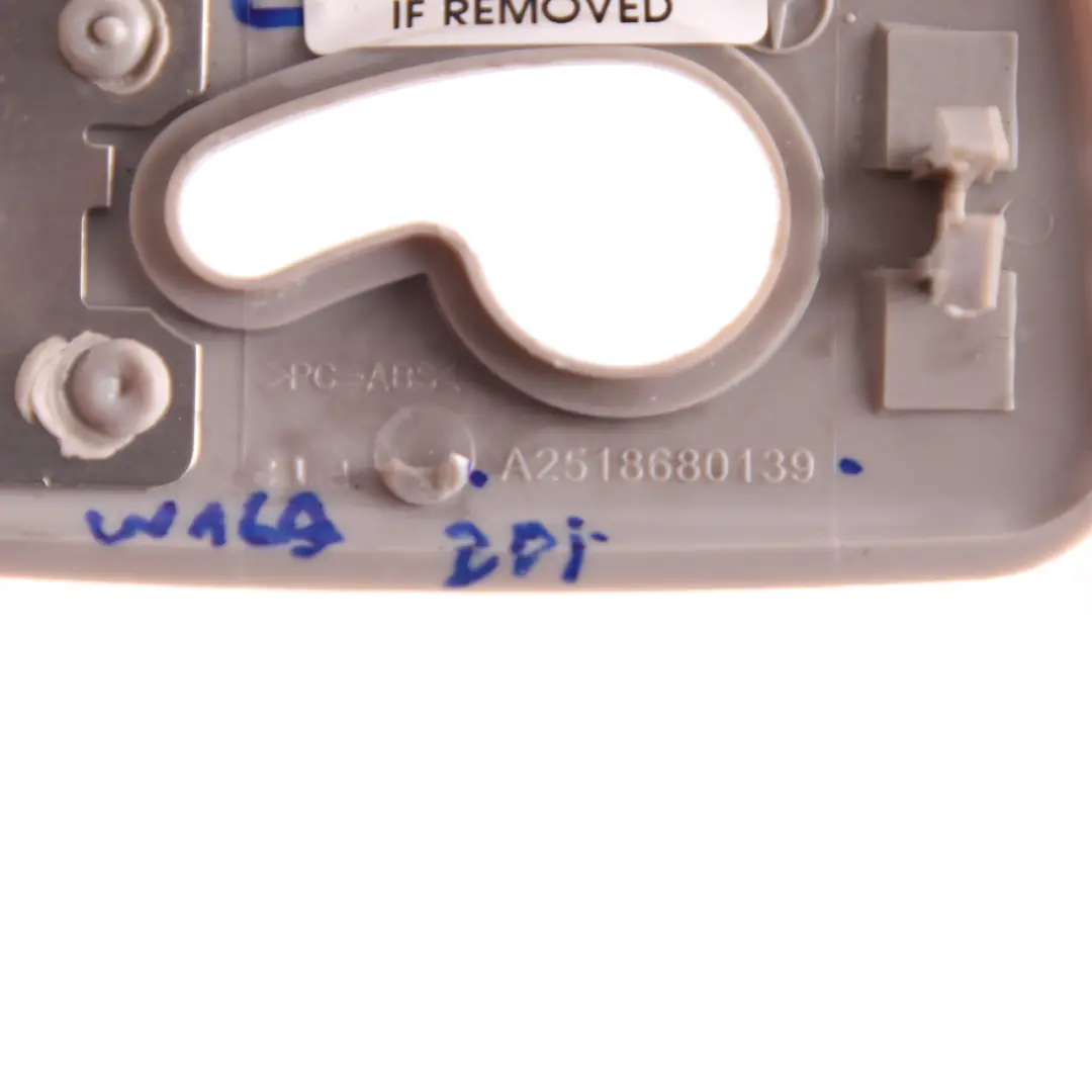 Couvercle charge toit pour compartiment gauche Gris pour Mercedes ML W164 à propos du numéro de pièce A2518680139 Mercedes ML W164 Couvercle charge toit pour compartiment gauche Gris - SKU A2518680139-1 - Numéro de pièce A2518680139