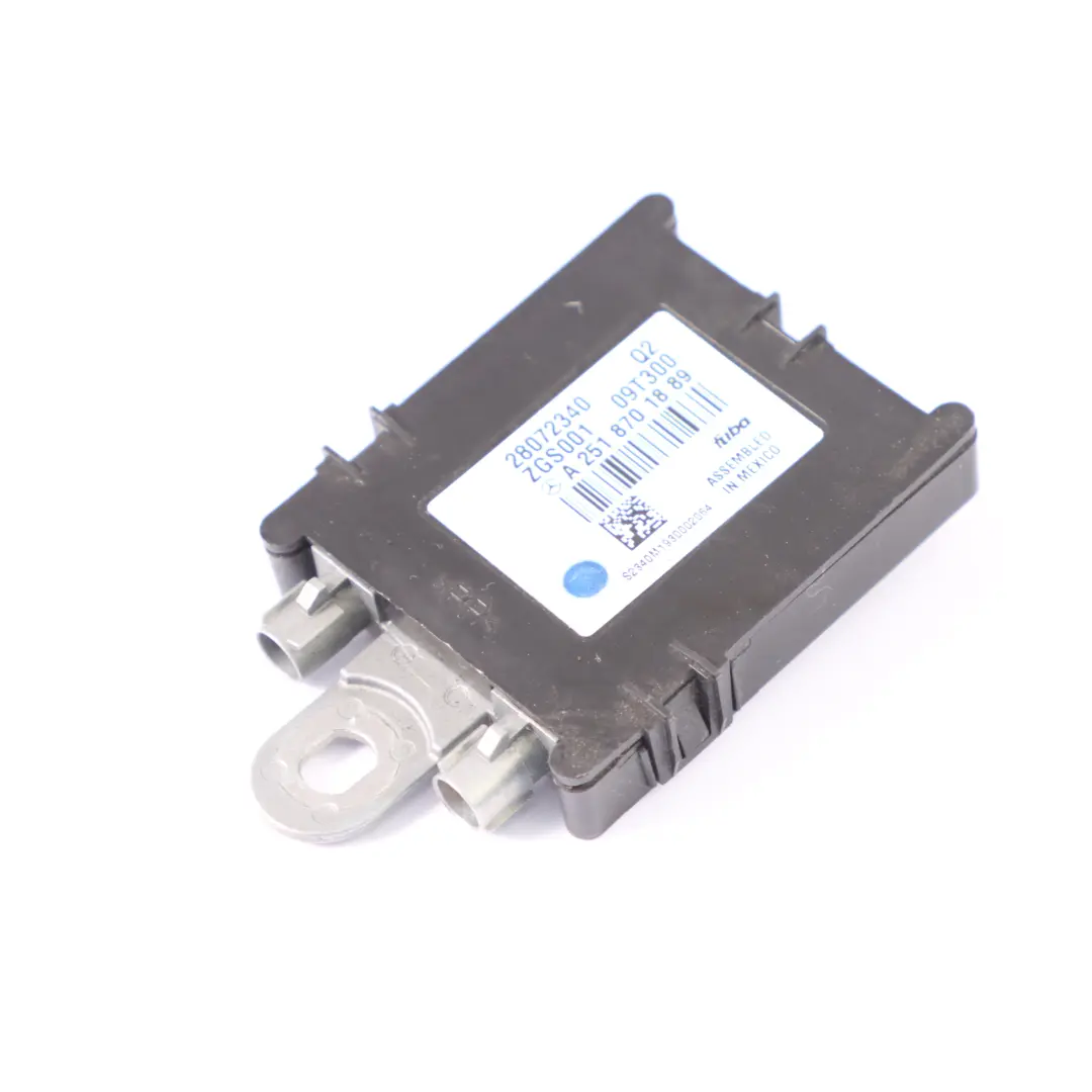 Amplificateur Antenne Mercedes ML W164 W251 Module Commande pour à propos du numéro de pièce A2518701889 Amplificateur Antenne Mercedes ML W164 W251 Module Commande - SKU A2518701889 - Numéro de pièce A2518701889