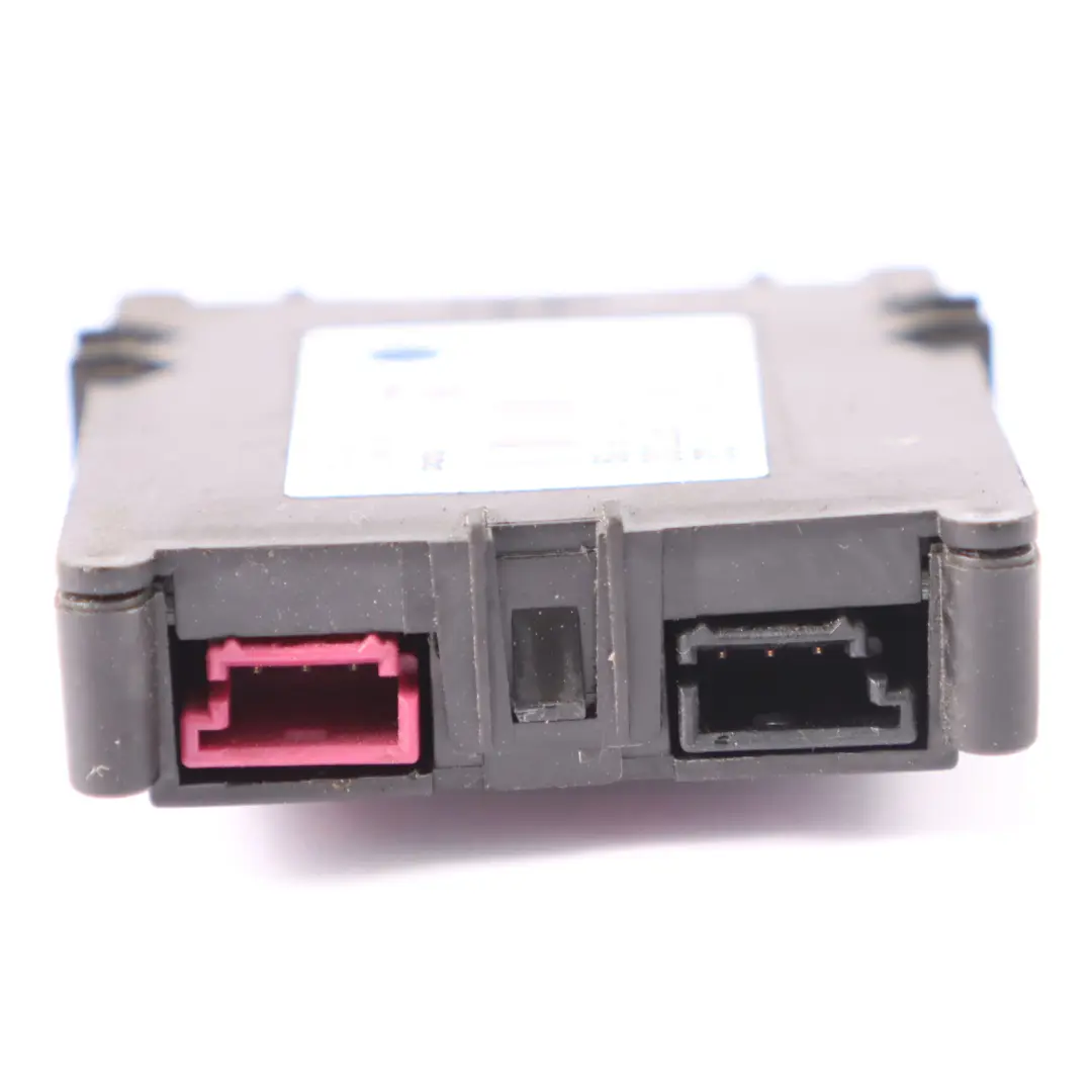 Antenna Amplifier Mercedes W164 W251 Aerial Control Unit Module to with Part number A2518701889 Antenna Amplifier Mercedes W164 W251 Aerial Control Unit Module - SKU A2518701889 - Part number A2518701889