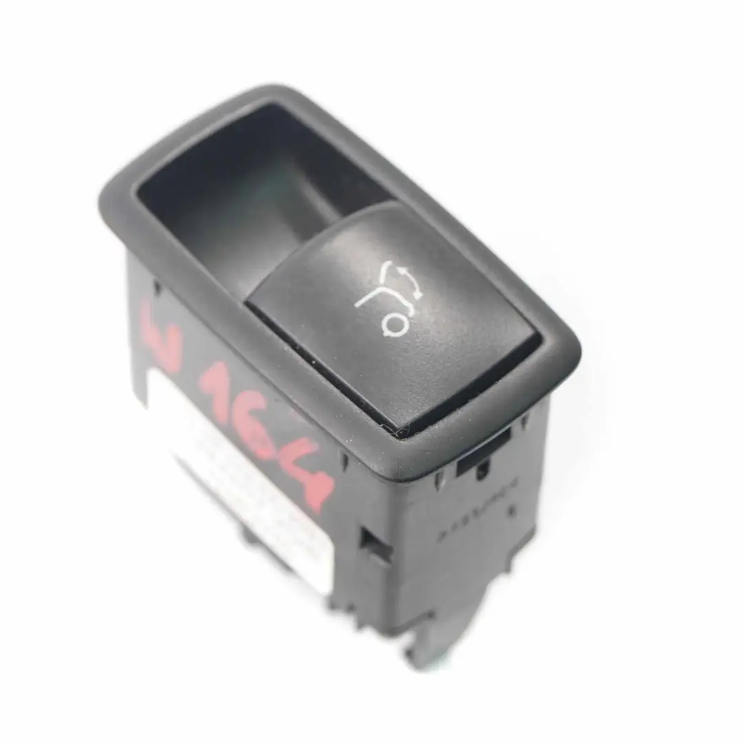 Interruttore baule Pulsante rilascio portellone per Mercedes ML W164 con numero di parte A2518706310 Mercedes ML W164 Interruttore baule Pulsante rilascio portellone - SKU A2518706310 - Numero di parte A2518706310