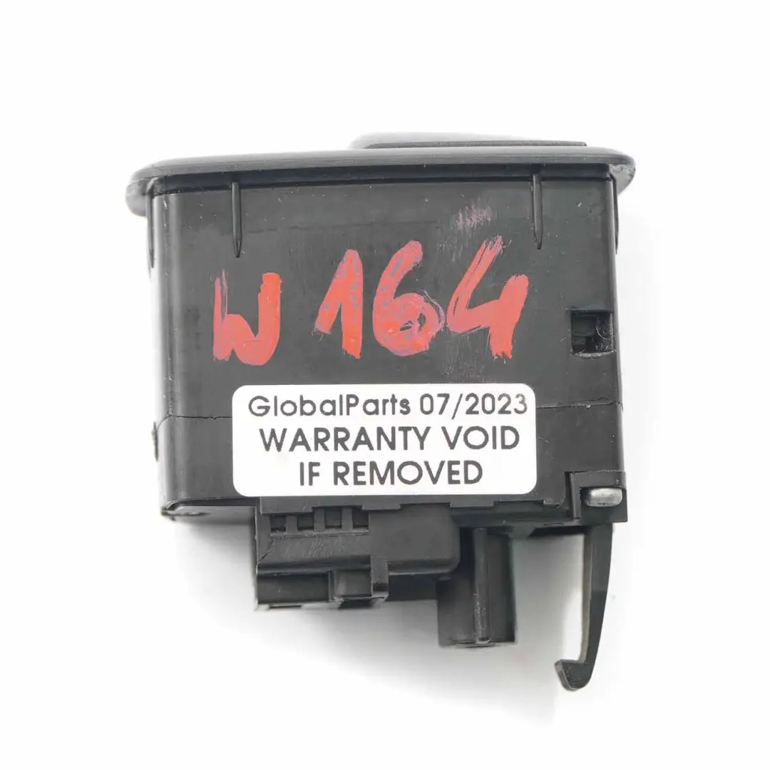 Interruptor maletero Botón liberación trasero para Mercedes ML W164 con número de pieza A2518706310 Mercedes ML W164 Interruptor maletero Botón liberación trasero - SKU A2518706310 - Número de pieza A2518706310