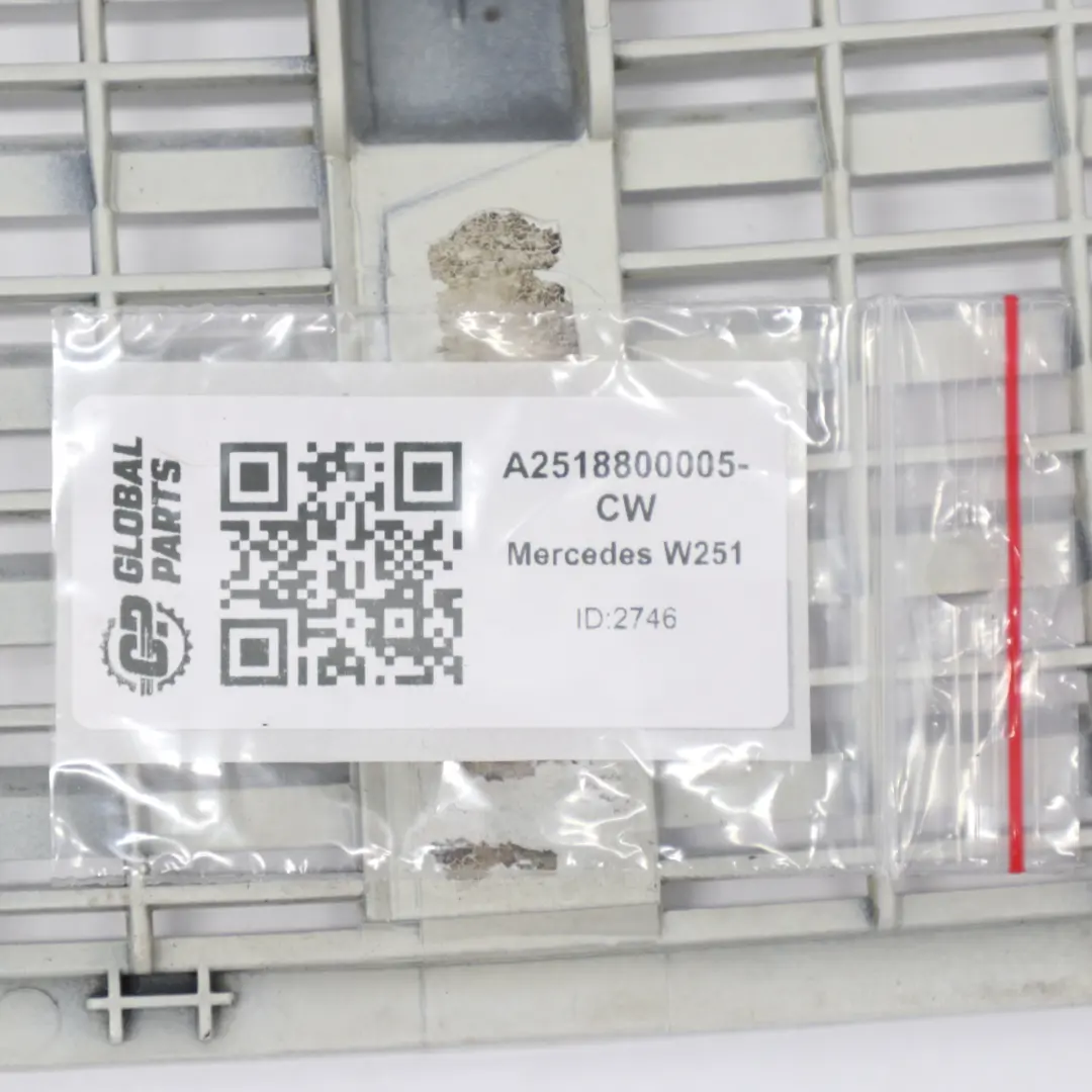 Parrilla del capó del Mercedes W251 Blanco Calcita - 650 para con número de pieza A2518800005 Parrilla del capó del Mercedes W251 Blanco Calcita - 650 - SKU A2518800005-CW - Número de pieza A2518800005