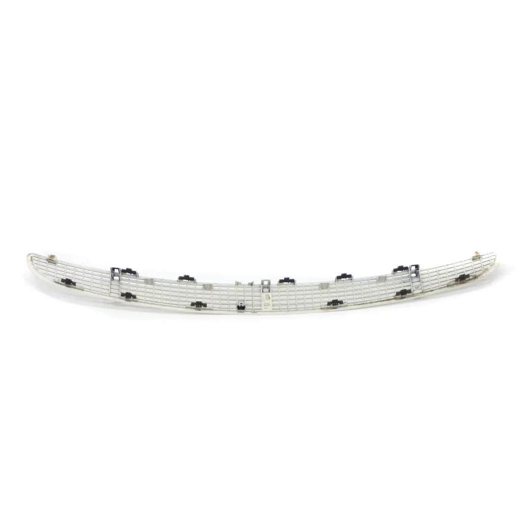 Mercedes W251 Panneau d'écoutille Capot Grille Calcite White - 650 - SKU A2518800005-CW - Numéro de pièce A2518800005