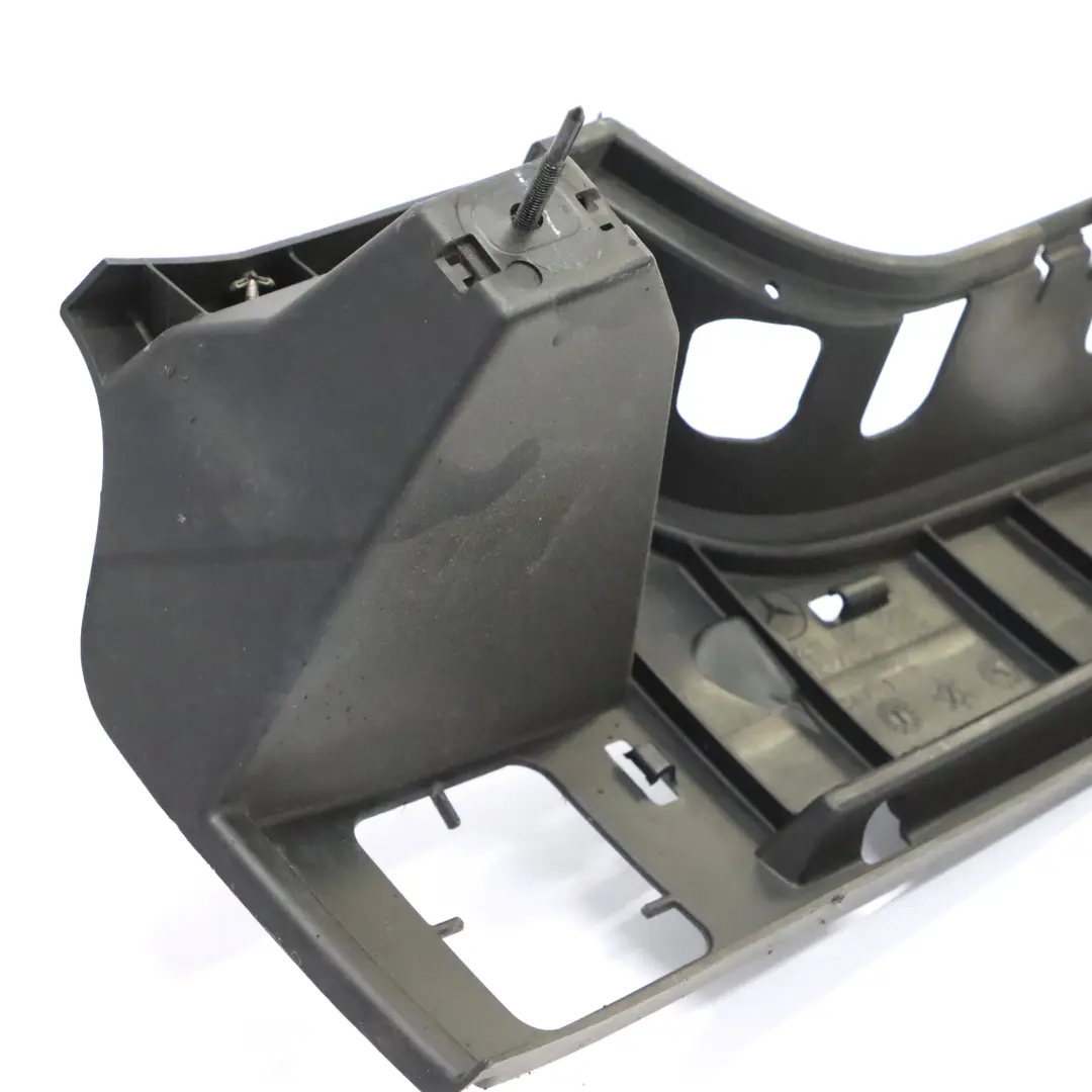 Mercedes W251 Paraurti posteriore Supporto staffa di montaggio - SKU A2518800052 - Numero di parte A2518800052