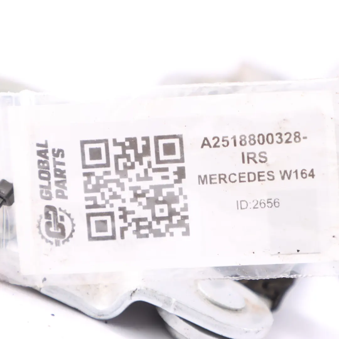 Mercedes W164 Charnière de capot gauche Argent Iridium Métallisé - 775 - SKU A2518800328-IRS - Numéro de pièce A2518800328