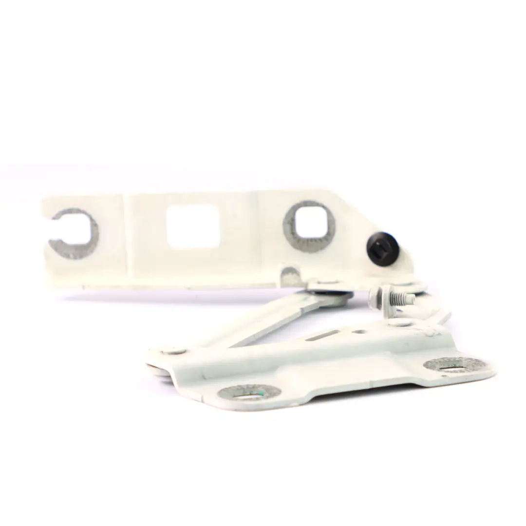 Zawias Maski Silnika Prawy Calcite White - 650 do Mercedes W164 o numerze A2518800428 Mercedes W164 Zawias Maski Silnika Prawy Calcite White - 650 - SKU A2518800428-CW - Numer Części A2518800428