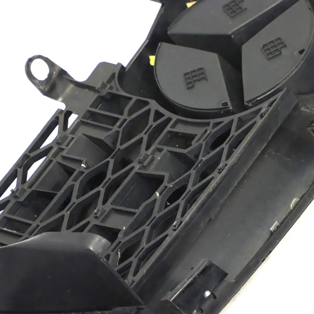 Cappuccio anteriore Radiatore Griglia copertura per Mercedes W251 con numero di parte A2518801283 Mercedes W251 Cappuccio anteriore Radiatore Griglia copertura - SKU A2518801283 - Numero di parte A2518801283