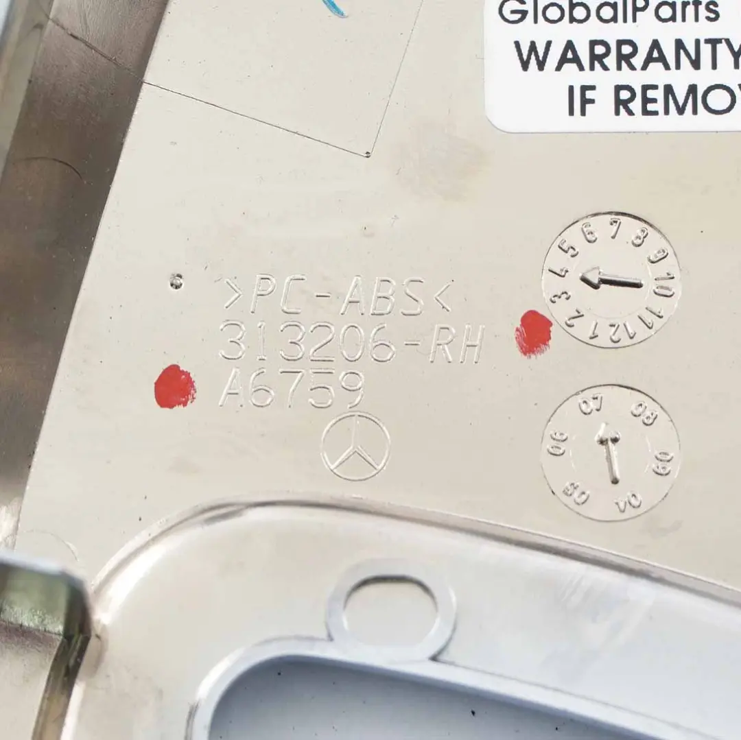 Tapiceria Asiento Delantero Exterior Derecho Plata para Mercedes W164 con número de pieza A2519180430 Mercedes W164 Tapiceria Asiento Delantero Exterior Derecho Plata - SKU A2519180430 - Número de pieza A2519180430