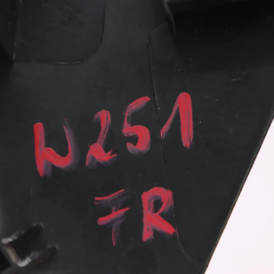 Funda asiento Mercedes ML W164 W251 Panel delantero derecho Negro para con número de pieza A2519182430 Funda asiento Mercedes ML W164 W251 Panel delantero derecho Negro - SKU A2519182430 - Número de pieza A2519182430