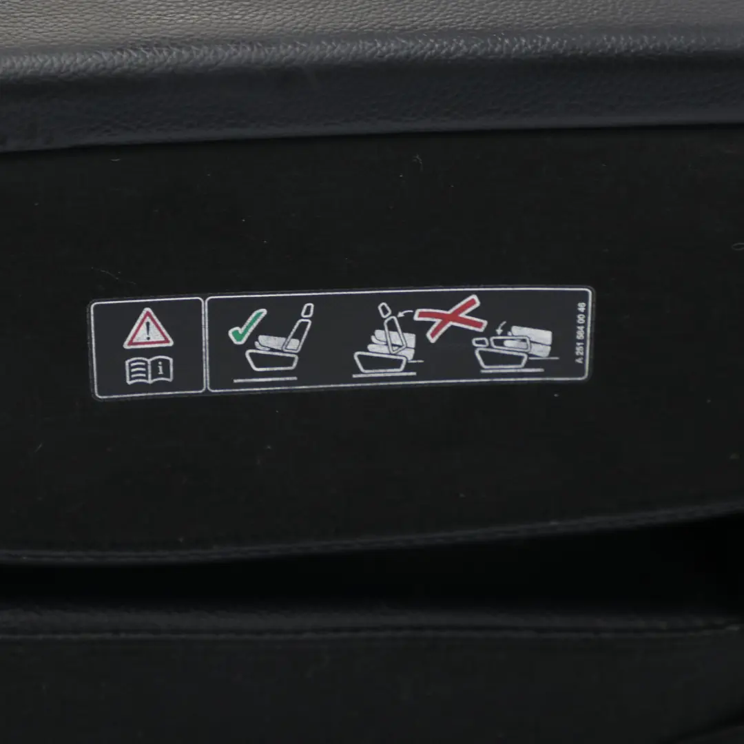 Rivestimento panchina posteriore centro finta pelle nero per Mercedes W251 con numero di parte A2519200401 Mercedes W251 Rivestimento panchina posteriore centro finta pelle nero - SKU A2519200401 - Numero di parte A2519200401