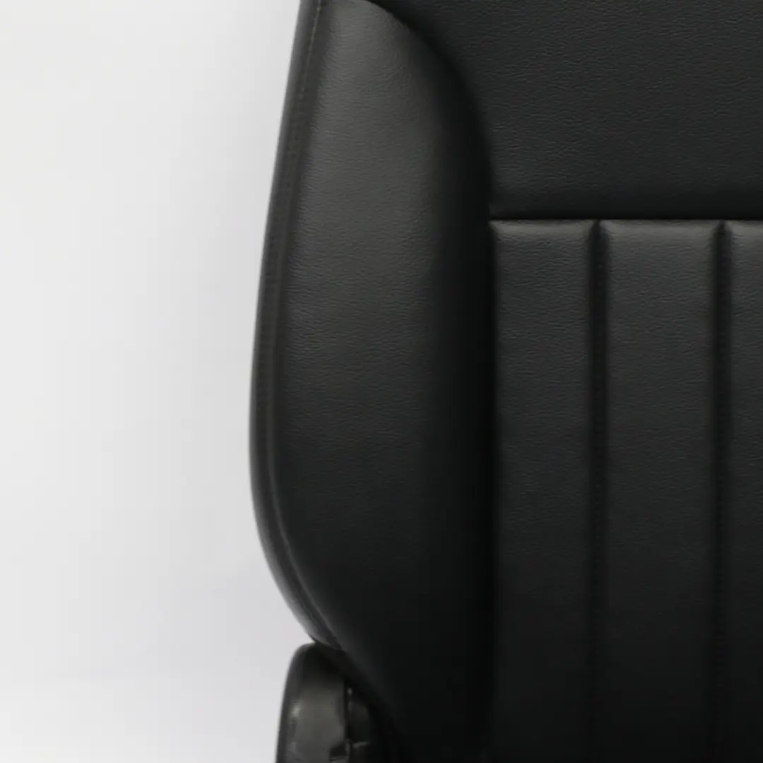 Mercedes W251 Recouvrement de banquette arrière gauche simili cuir noir - SKU A2519205047 - Numéro de pièce A2519205047