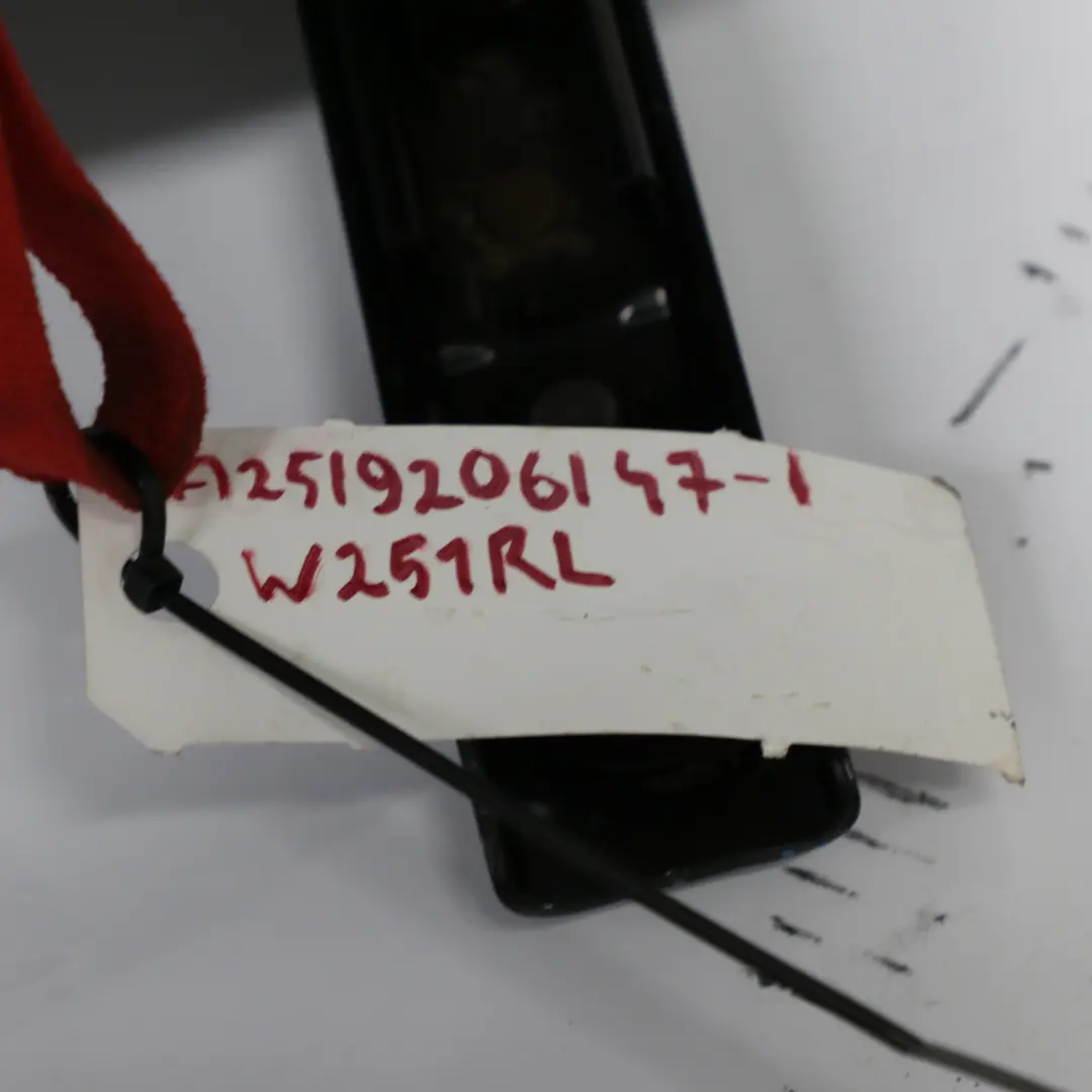 Revestimiento Asiento Trasero Izquierdo Alcantara Antracita para Mercedes W251 con número de pieza A2519206147 Mercedes W251 Revestimiento Asiento Trasero Izquierdo Alcantara Antracita - SKU A2519206147-1 - Número de pieza A2519206147