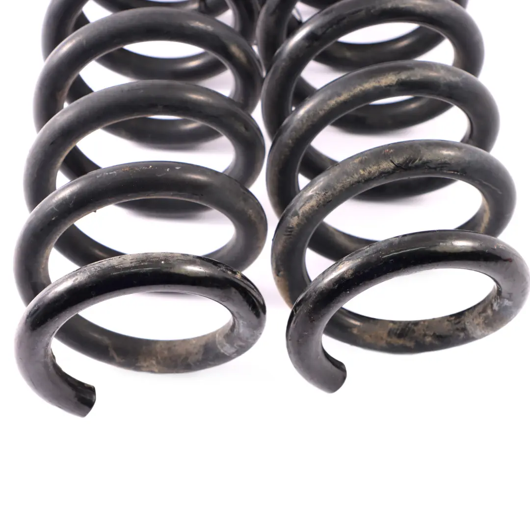 Suspension Spring Set Markings 3xBlue 1xYellow to Spring Mercedes X253 Rear with Part number A2533240304 Spring Mercedes X253 Rear Suspension Spring Set Markings 3xBlue 1xYellow - SKU A2533240304 - Part number A2533240304