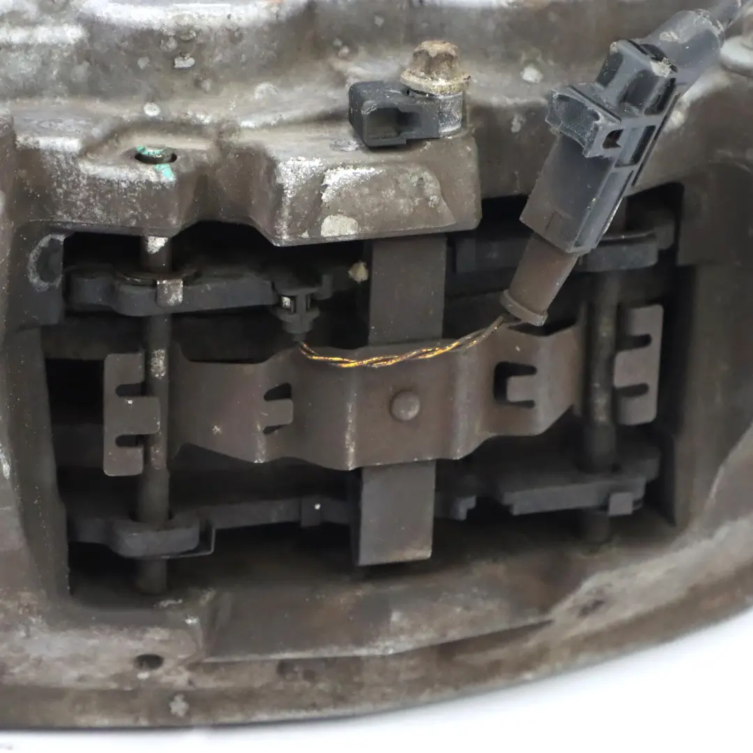 Mercedes C253 AMG Zwrotnica Piasta Koła Prawy Przód Zacisk Tarcza Hamulca - SKU A2533321200 - Numer Części A2533321200