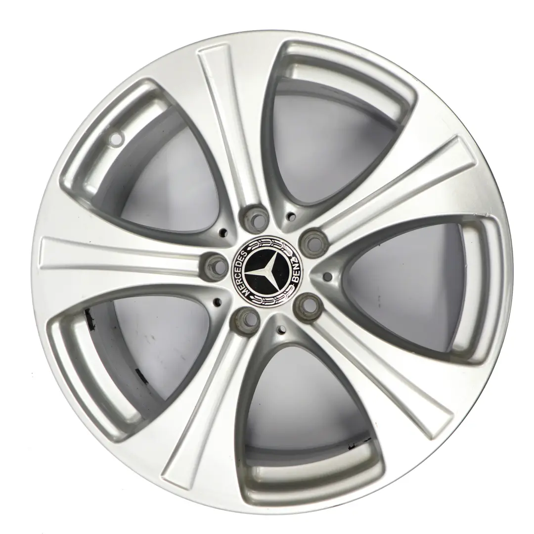 Jante en alliage léger argenté 18" ET:38 8J pour Mercedes X253 à propos du numéro de pièce A2534010800 Mercedes X253 Jante en alliage léger argenté 18" ET:38 8J - SKU A2534010800-1 - Numéro de pièce A2534010800