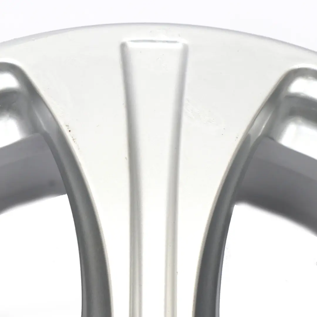 Cerchio in lega leggera argento 18" ET:38 8J per Mercedes X253 con numero di parte A2534010800 Mercedes X253 Cerchio in lega leggera argento 18" ET:38 8J - SKU A2534010800-2 - Numero di parte A2534010800