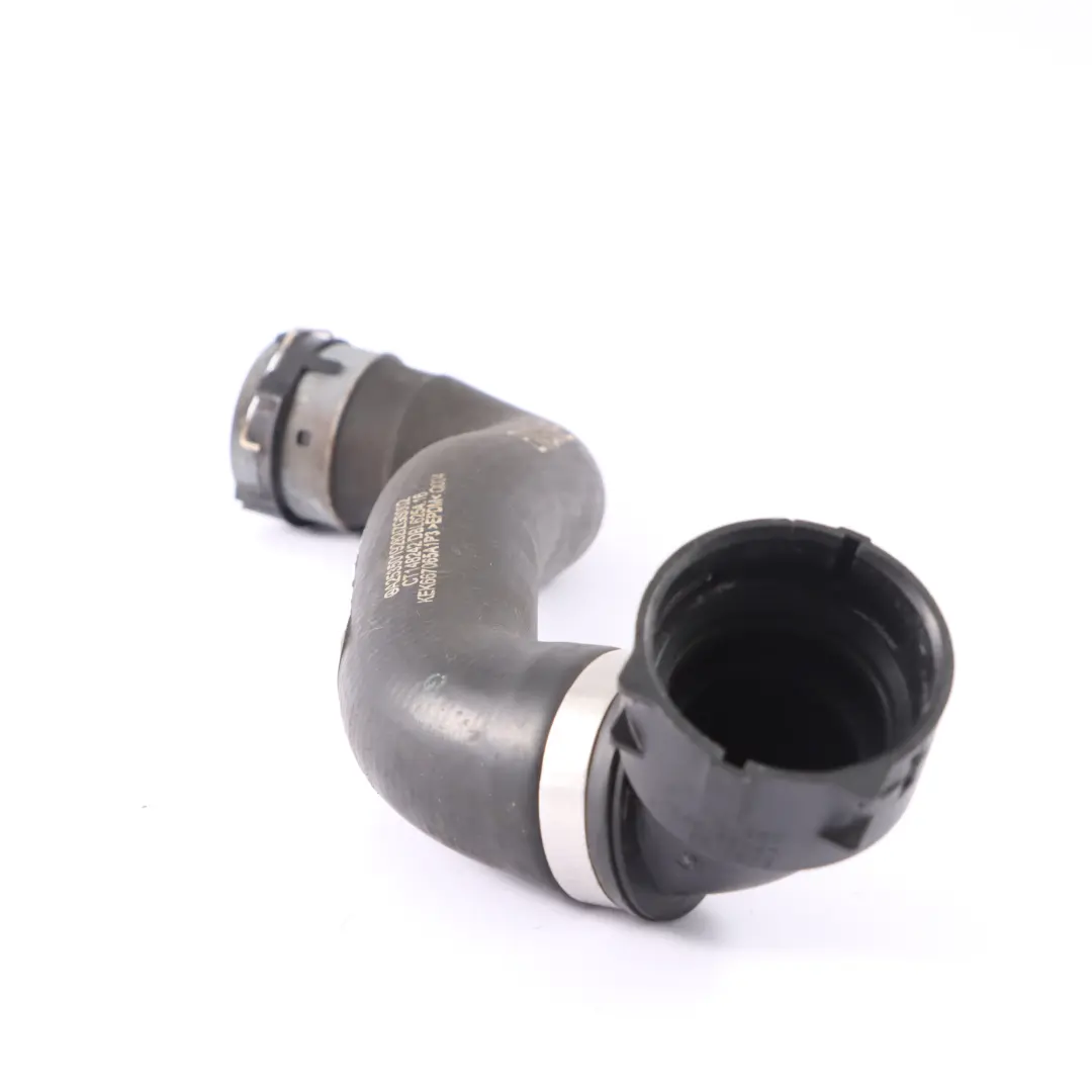 Tuyau d'eau refroidissement du moteur pour Mercedes X253 à propos du numéro de pièce A2535019282 Mercedes X253 Tuyau d'eau refroidissement du moteur - SKU A2535019282 - Numéro de pièce A2535019282