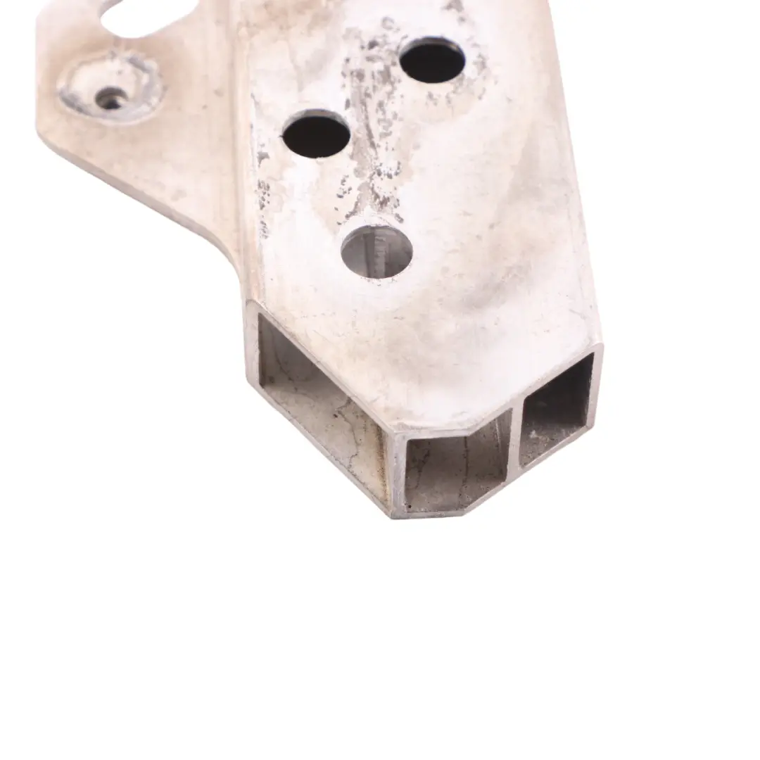 Sous Châssis Mercedes W213 C238 C257 Cros Support Jambe Force Gauche A2136206300 pour à propos du numéro de pièce A2536210400 Sous Châssis Mercedes W213 C238 C257 Cros Support Jambe Force Gauche A2136206300 - SKU A2536210400 - Numéro de pièce A2536210400