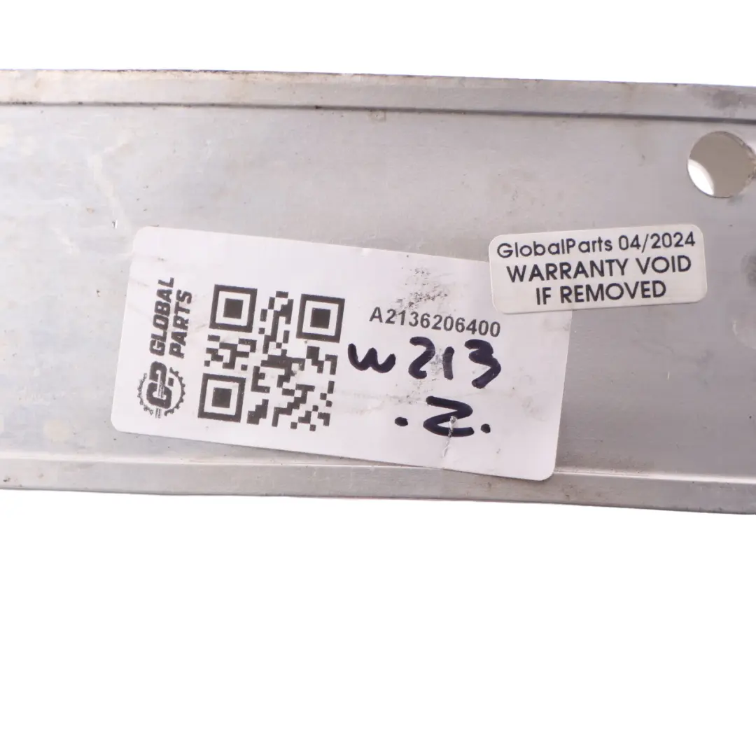Support sous-châssis Mercedes W213 C238 C257 Entretoise droite pour à propos du numéro de pièce A2536210500 Support sous-châssis Mercedes W213 C238 C257 Entretoise droite - SKU A2536210500 - Numéro de pièce A2536210500