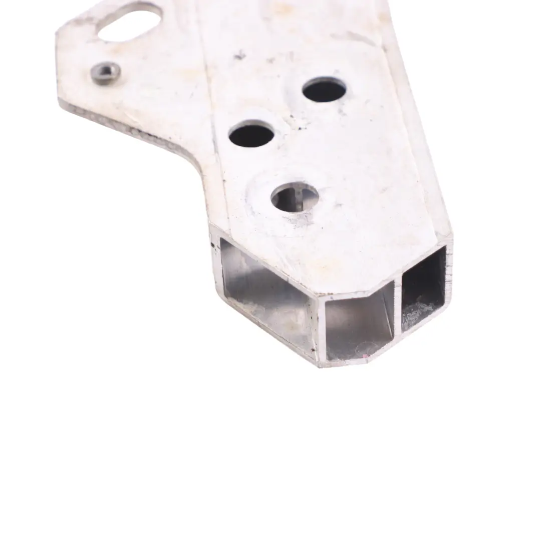 Soporte del subchasis Mercedes W213 C238 C257 Cross Strut Derecho para con número de pieza A2536210500 Soporte del subchasis Mercedes W213 C238 C257 Cross Strut Derecho - SKU A2536210500 - Número de pieza A2536210500