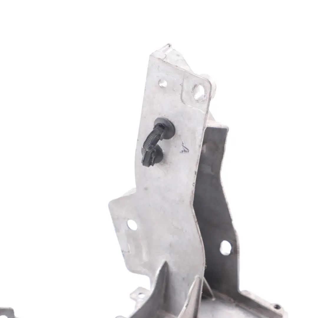 Staffa radiatore Mercedes W213 X253 anteriore sinistra montaggio pannello  - SKU A2536210600 - Numero di parte A2536210600