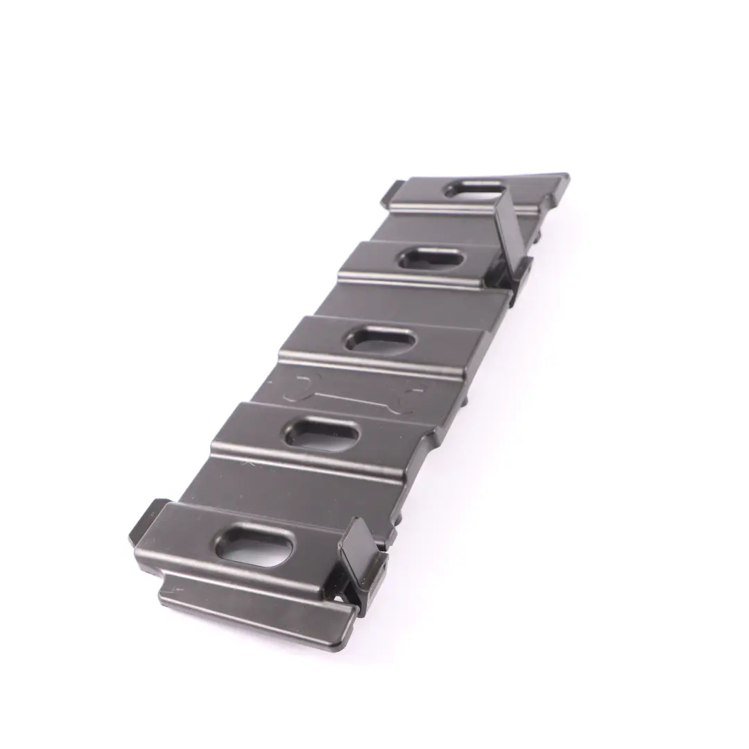 Maletero Trasero Compartimento Embellecedor Izquierda para Mercedes X253 con número de pieza A2536801401 Mercedes X253 Maletero Trasero Compartimento Embellecedor Izquierda - SKU A2536801401 - Número de pieza A2536801401