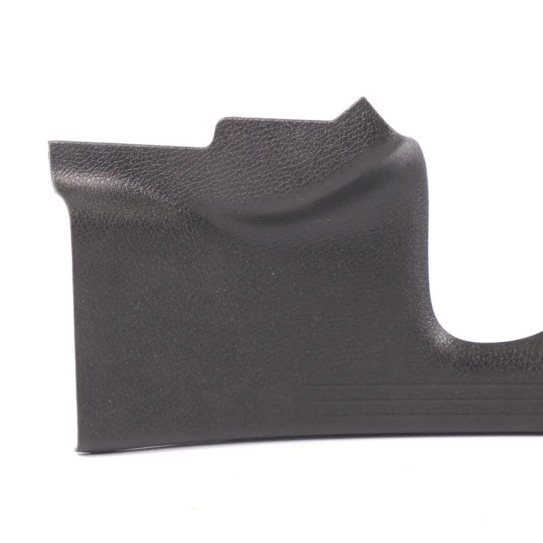 Innenverkleidung Abdeckung Säule hinten rechts Schwarz für Mercedes X253 mit Teilenummer A2536860200 Mercedes X253 Innenverkleidung Abdeckung Säule hinten rechts Schwarz - SKU A2536860200 - Teilenummer A2536860200