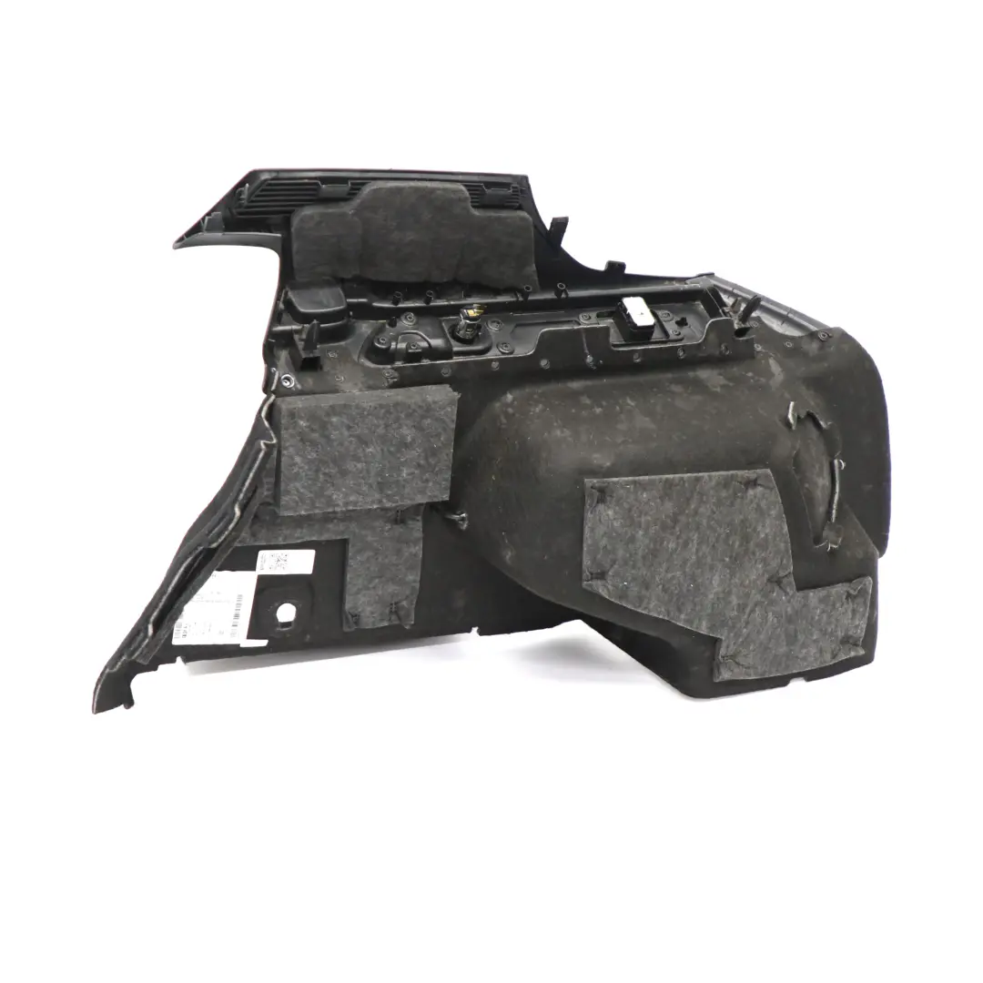 Osłona Boczek Bagażnika Boczna Lewa Tylna do Mercedes X253 o numerze A2536900144 Mercedes X253 Osłona Boczek Bagażnika Boczna Lewa Tylna - SKU A2536900144 - Numer Części A2536900144