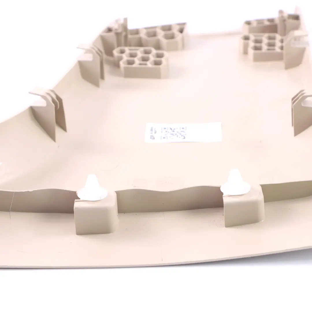 Garniture Mercedes X253 GLC Couvre pilier B intérieur inférieur gauche Beige pour à propos du numéro de pièce A2536900525 Garniture Mercedes X253 GLC Couvre pilier B intérieur inférieur gauche Beige - SKU A2536900525 - Numéro de pièce A2536900525