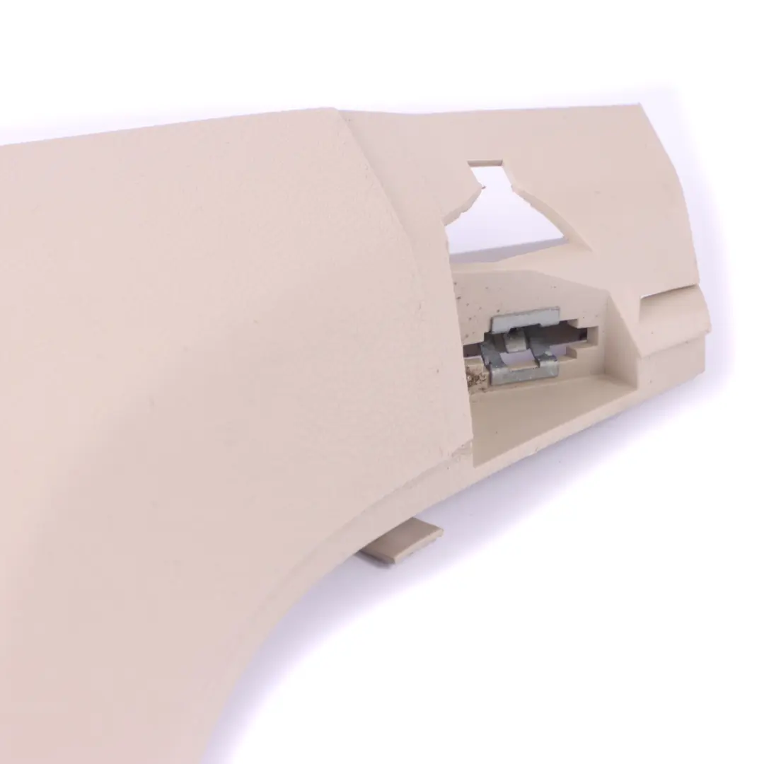 Couvre pilier B garniture colonne droite Beige soyeux pour Mercedes X253 à propos du numéro de pièce A2536900625 Mercedes X253 Couvre pilier B garniture colonne droite Beige soyeux - SKU A2536900625 - Numéro de pièce A2536900625