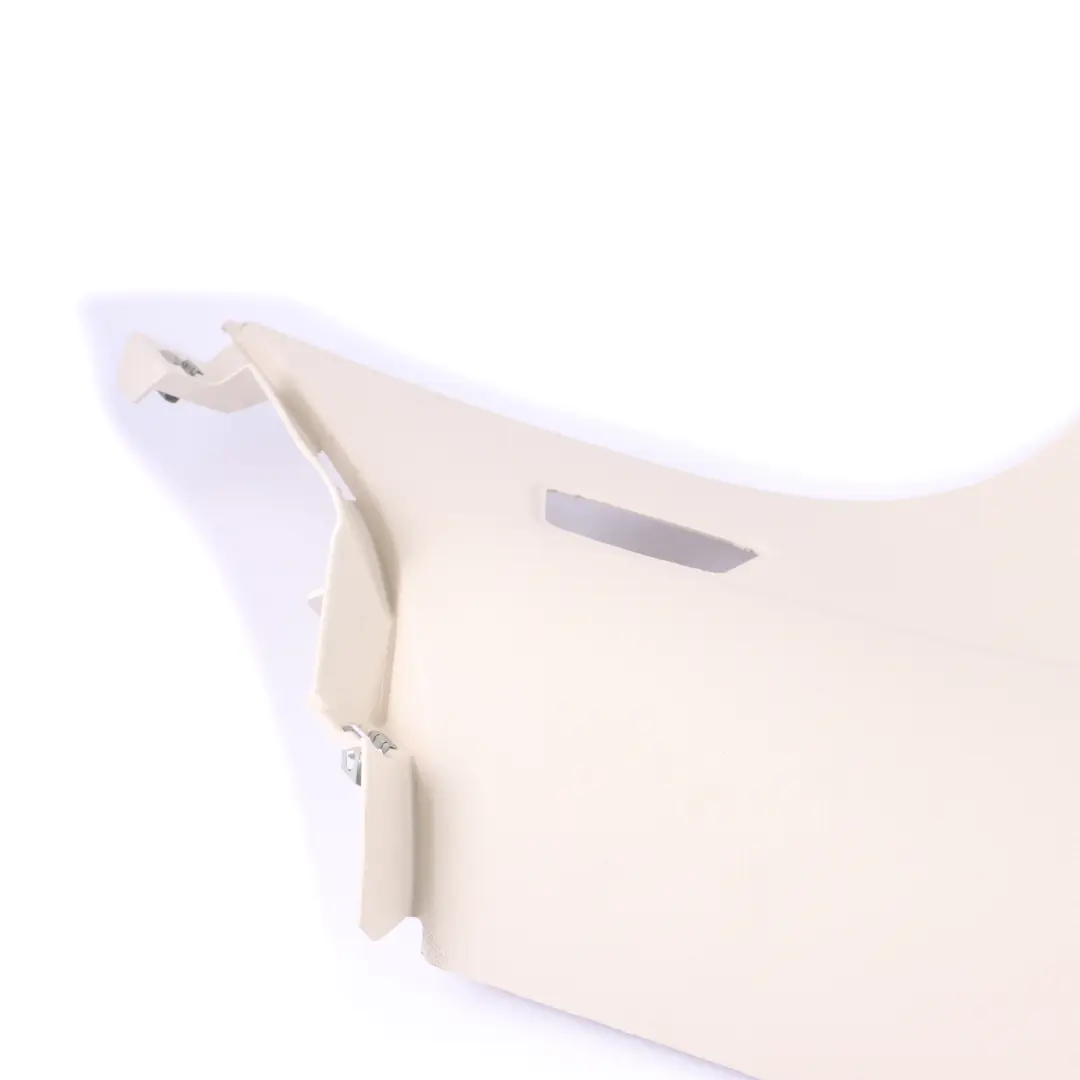 Trim D Pillar Cover Panel Rear Left do Mercedes x253 o numerze A2536901925 Mercedes x253 Trim D Pillar Cover Panel Rear Left - SKU A2536901925 - Numer Części A2536901925