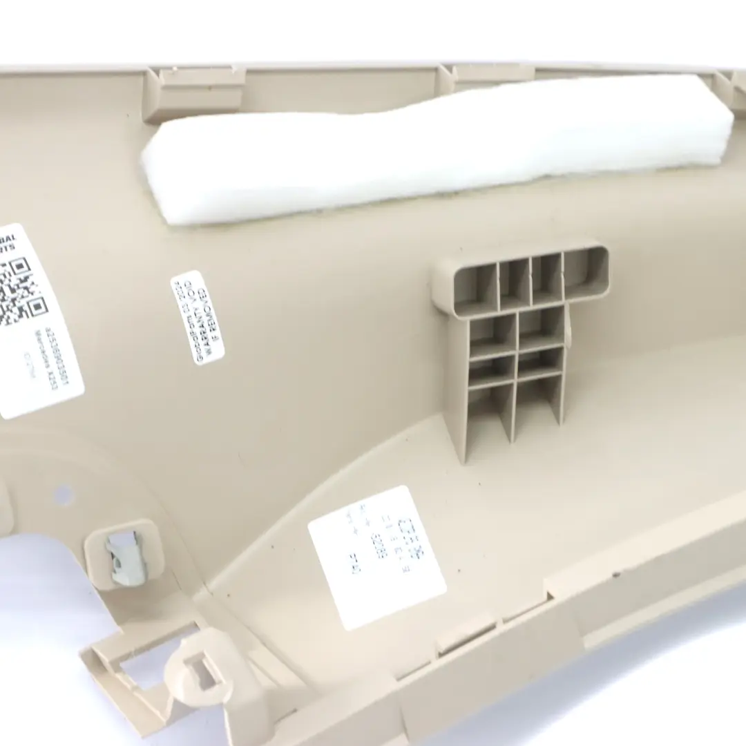 Pilar Recubrimiento Trasera Izquierda Beige Sedoso para Mercedes x253 con número de pieza a2536903501 Mercedes x253 Pilar Recubrimiento Trasera Izquierda Beige Sedoso - SKU A2536903501 - Número de pieza a2536903501