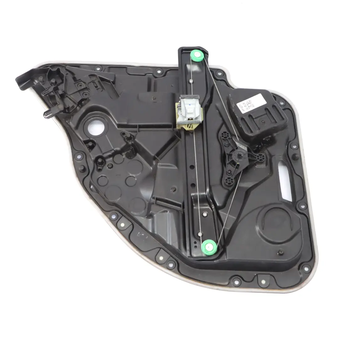 Türkartenhalterung hinten rechts Fensterheber Regulator für Mercedes W246 mit Teilenummer A2537308002 Mercedes W246 Türkartenhalterung hinten rechts Fensterheber Regulator - SKU A2537308002 - Teilenummer A2537308002