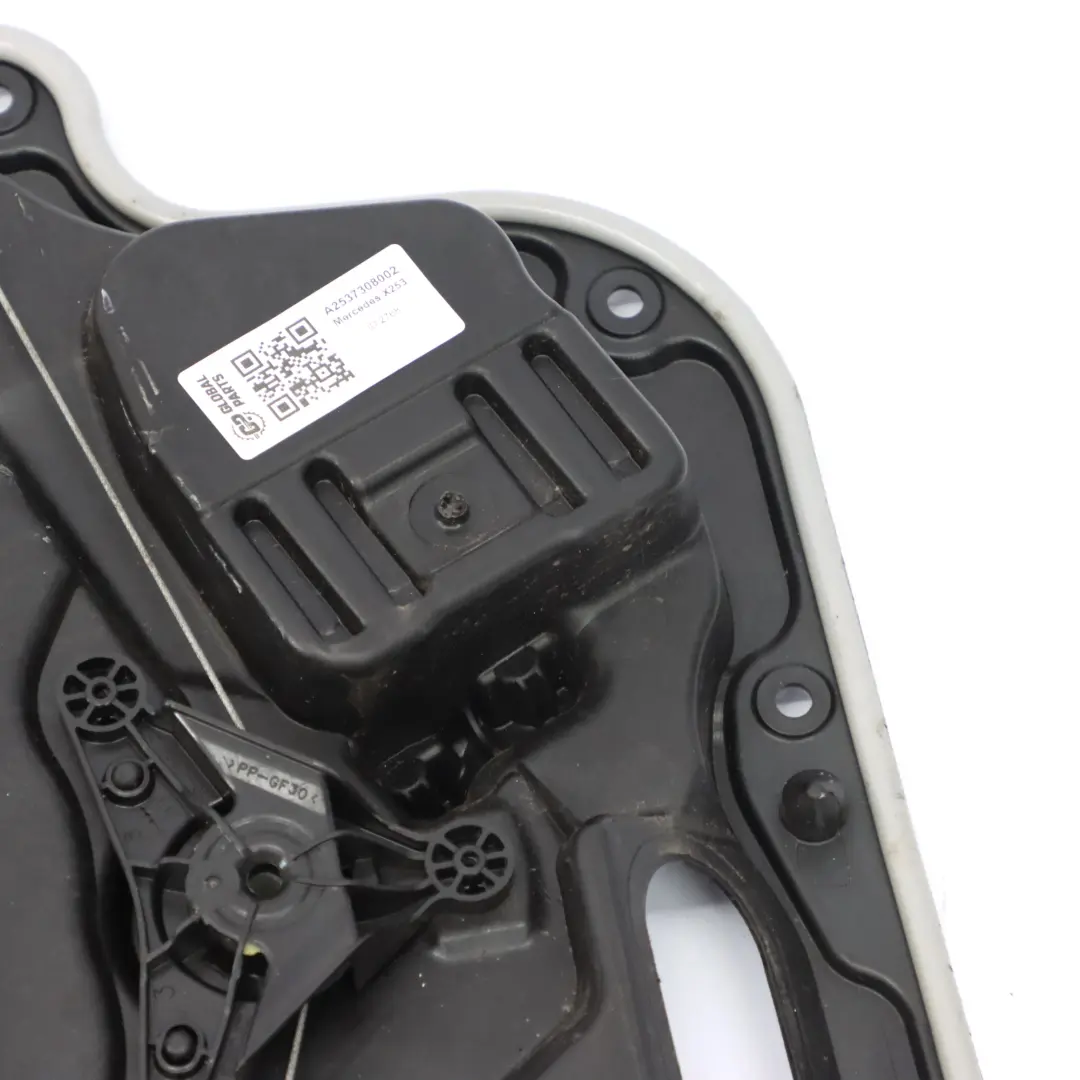 Mercedes W246 Podnośnik Szyby Mocowanie Boczka Drzwi Prawy Tył A2467200279 - SKU A2537308002 - Numer Części A2537308002