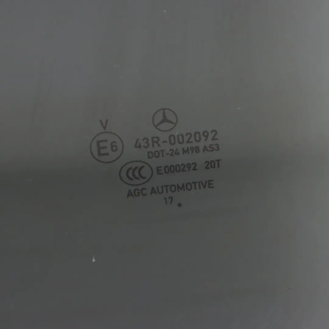 Vetro Finestrino Porta AS3 Scuro Colorato Posteriore Sinistro per Mercedes X253 con numero di parte A2537350500 Mercedes X253 Vetro Finestrino Porta AS3 Scuro Colorato Posteriore Sinistro - SKU A2537350500 - Numero di parte A2537350500