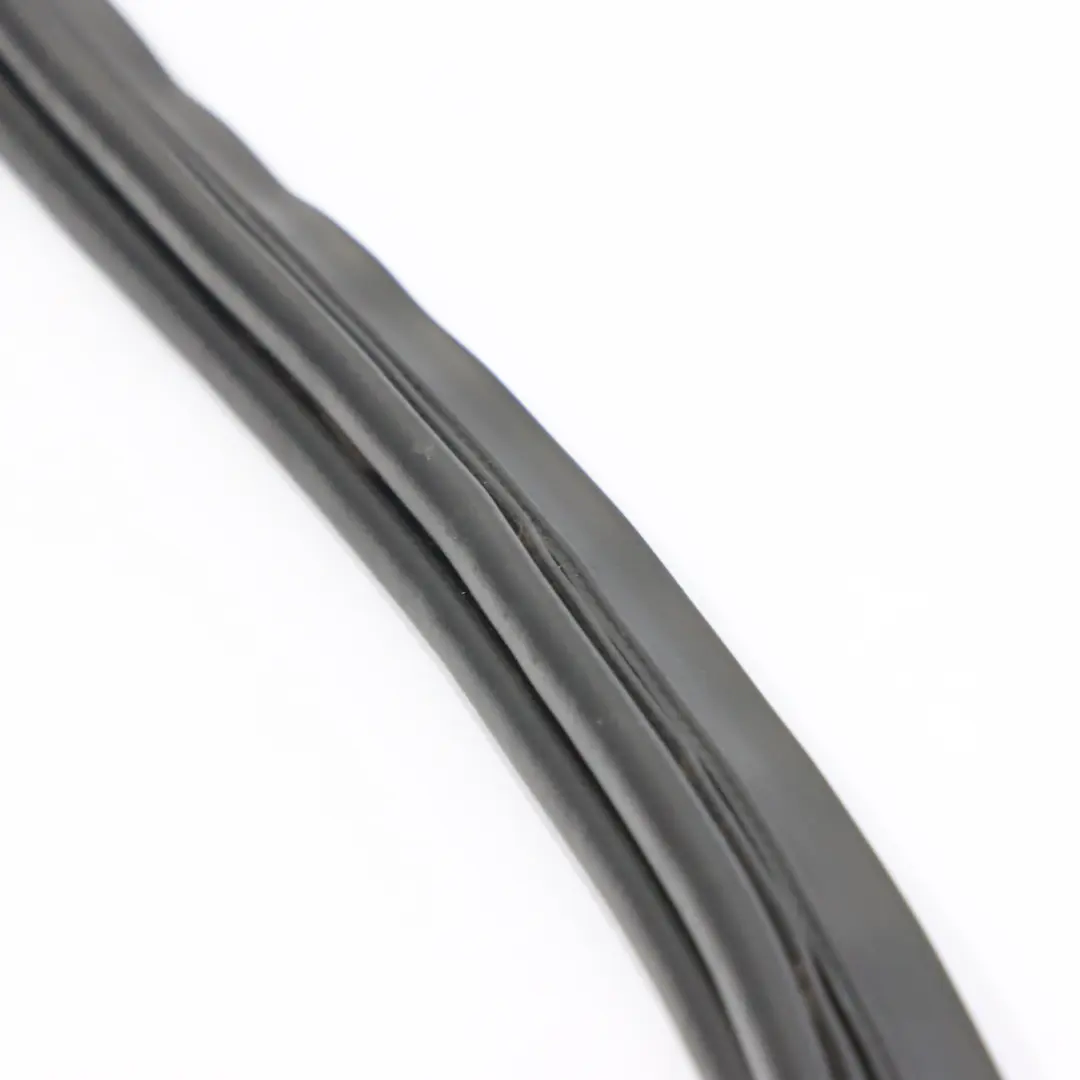 Trunk Lid Sealing Seal Gasket Tailgate A2537400078 to Mercedes X253 with Part number A2537402500 Mercedes X253 Trunk Lid Sealing Seal Gasket Tailgate A2537400078 - SKU A2537402500 - Part number A2537402500